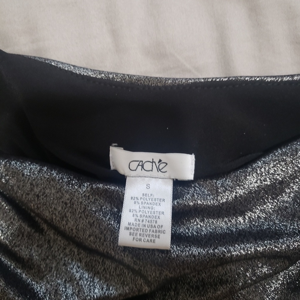 Top - Picture 2 of 2